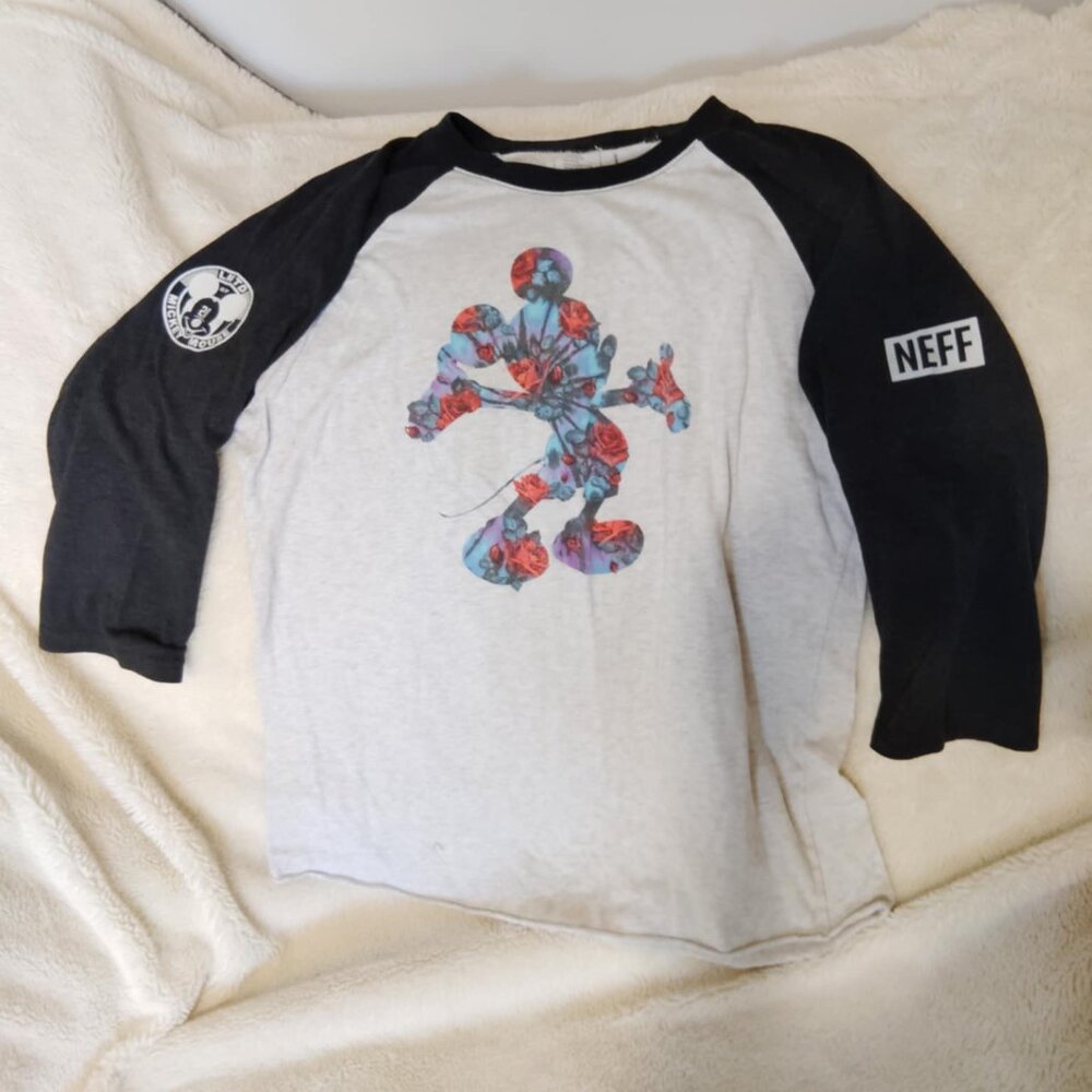 Disney Long Seelve Tee Black and Gray Size Large